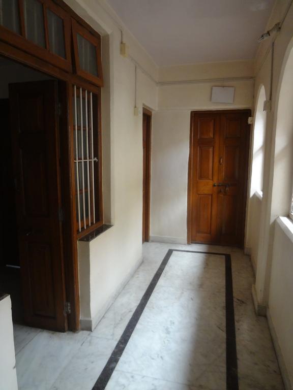 Hotel Rajmandir Pune Bagian luar foto
